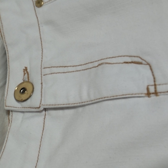 White Jean Maxi Skirt Sz.18W Great Condition Factory Distressed Hem (X-61 CRATE - Picture 10 of 10